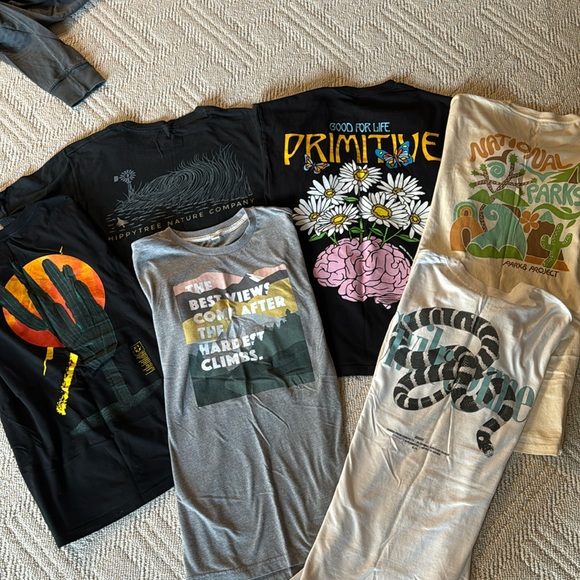 Other - Lot of size medium or fits like medium graphic shirts